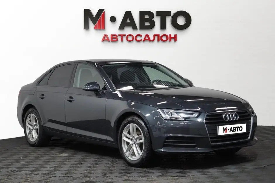 Audi A4, 2018 г.