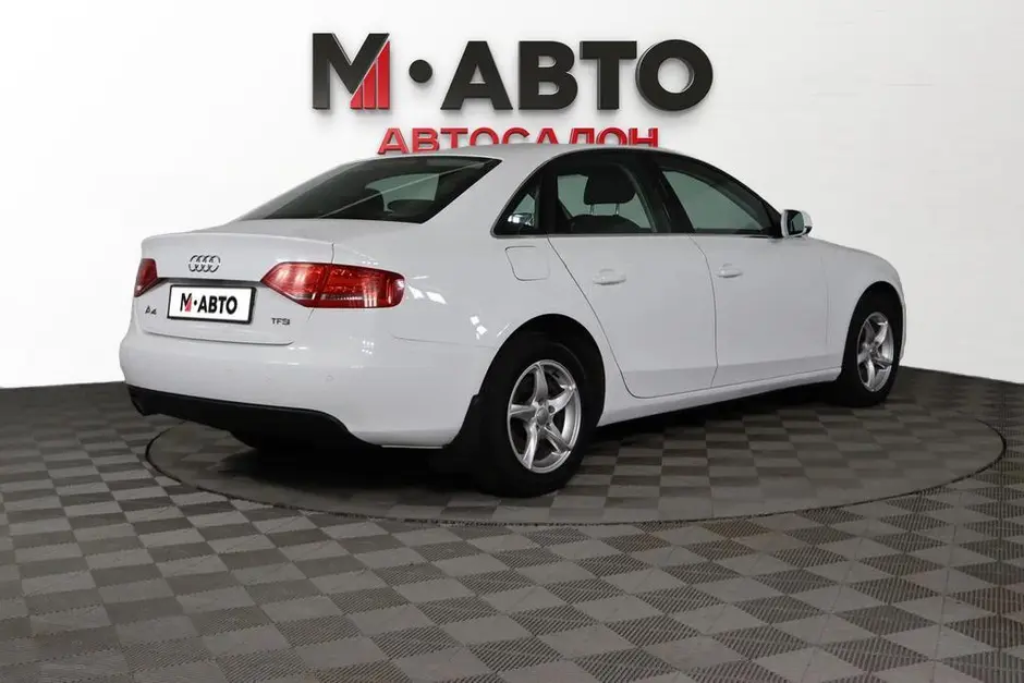 Audi A4, 2010 г.