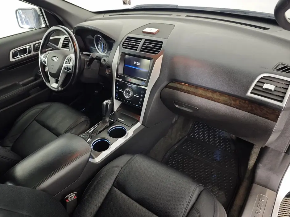 Ford Explorer, 2012 г.