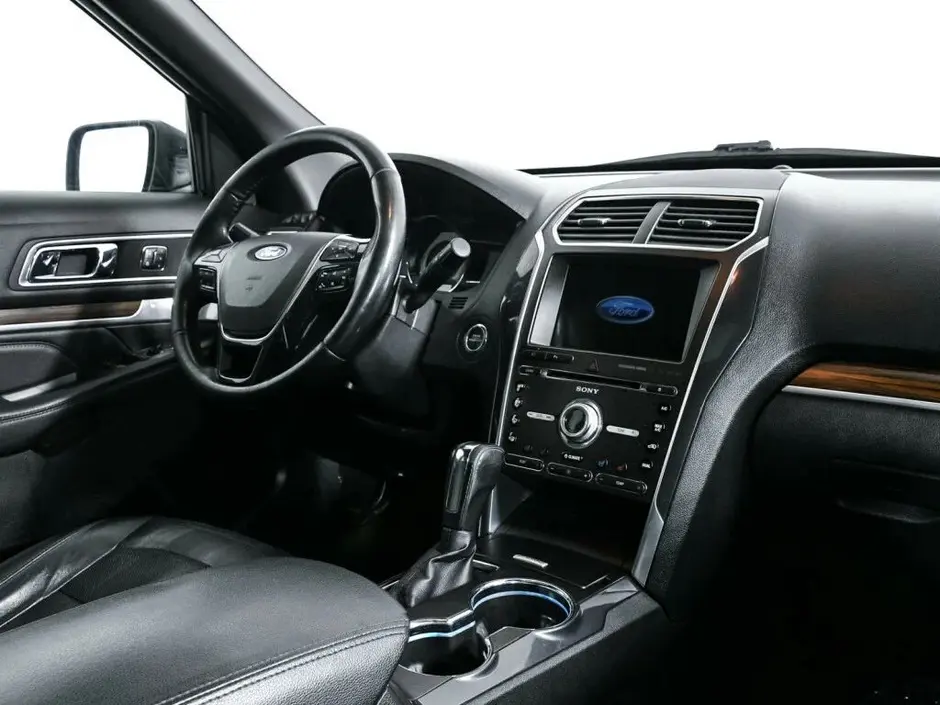 Ford Explorer, 2016 г.