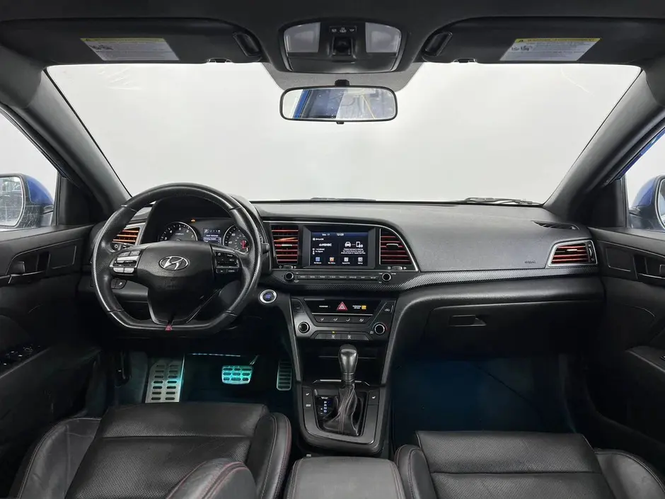 Hyundai Elantra, 2017 г.