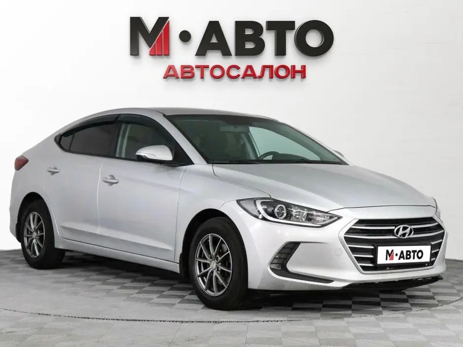 Hyundai Elantra, 2018 г.