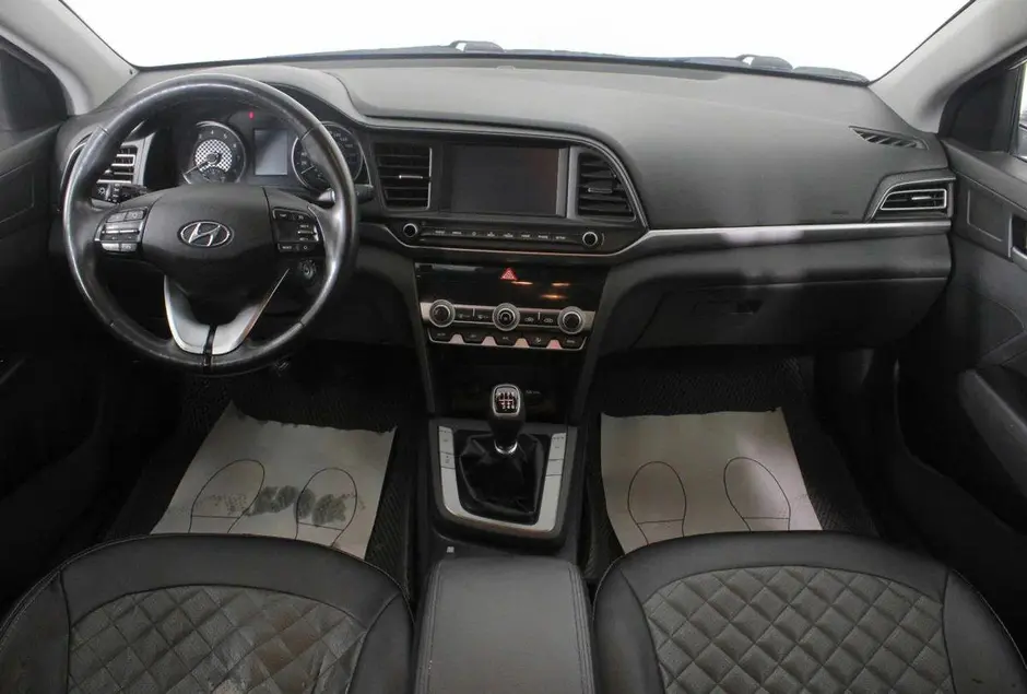 Hyundai Elantra, 2018 г.