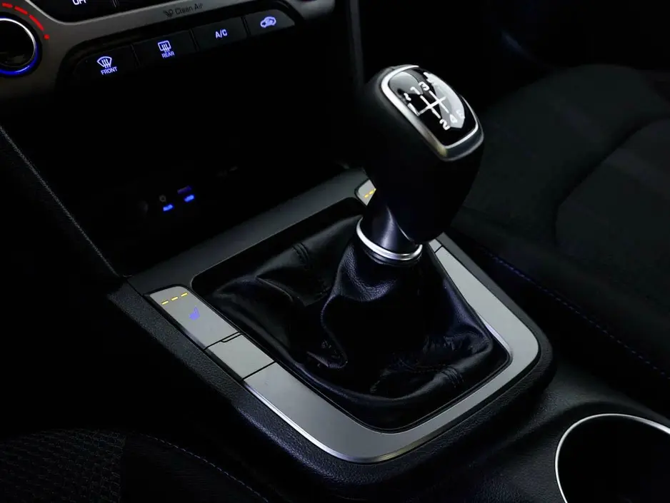 Hyundai Elantra, 2018 г.