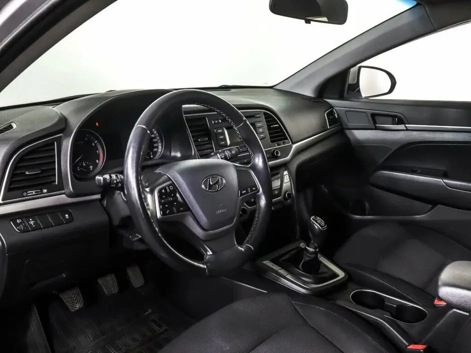 Hyundai Elantra, 2018 г.