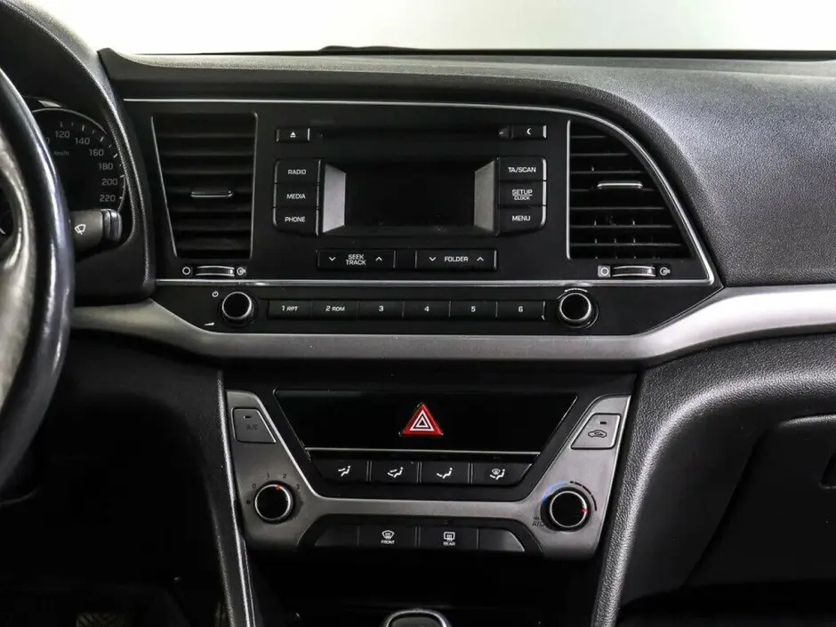 Hyundai Elantra, 2018 г.