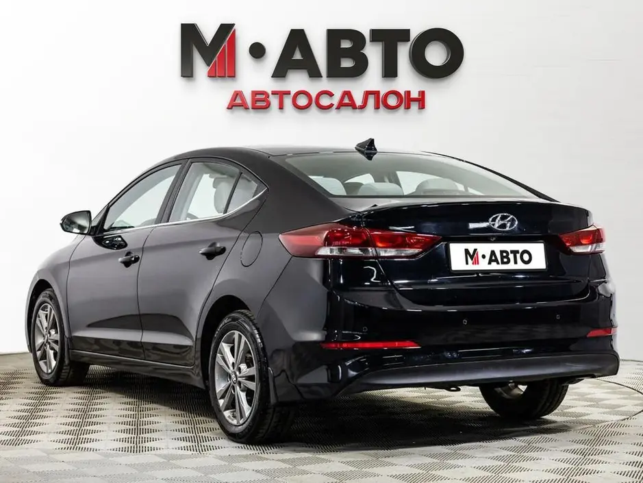 Hyundai Elantra, 2018 г.