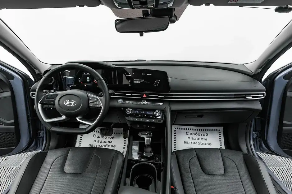 Hyundai Elantra, 2023 г.