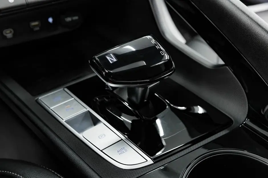 Hyundai Elantra, 2023 г.