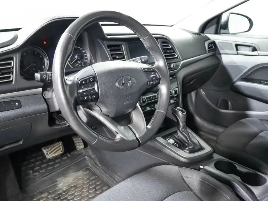 Hyundai Elantra, 2019 г.