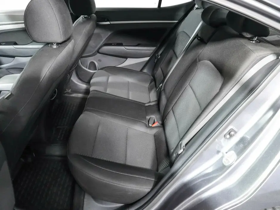 Hyundai Elantra, 2019 г.