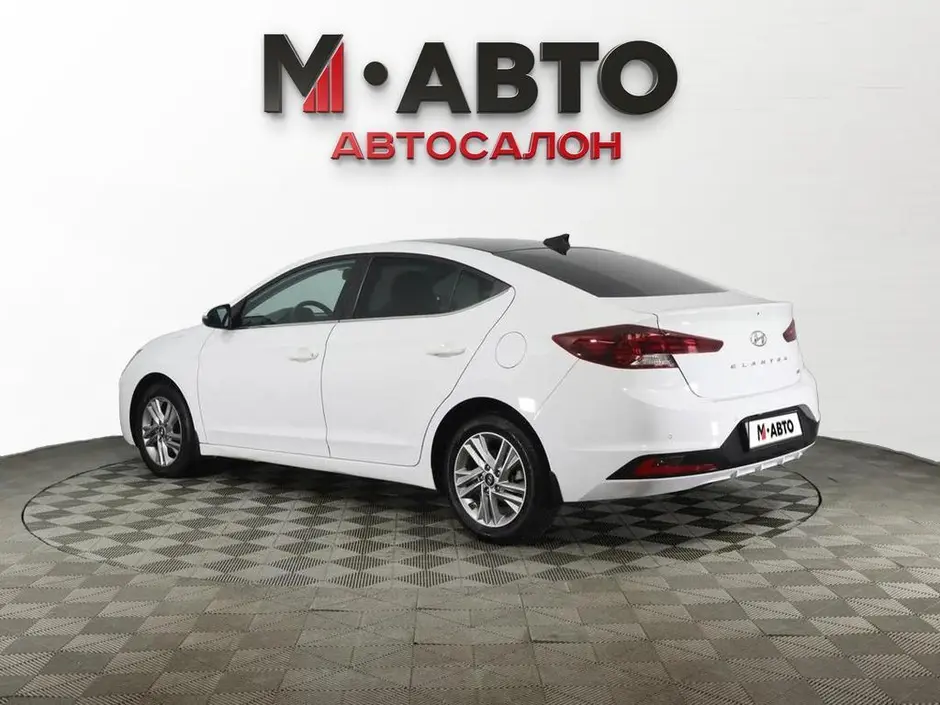 Hyundai Elantra, 2019 г.