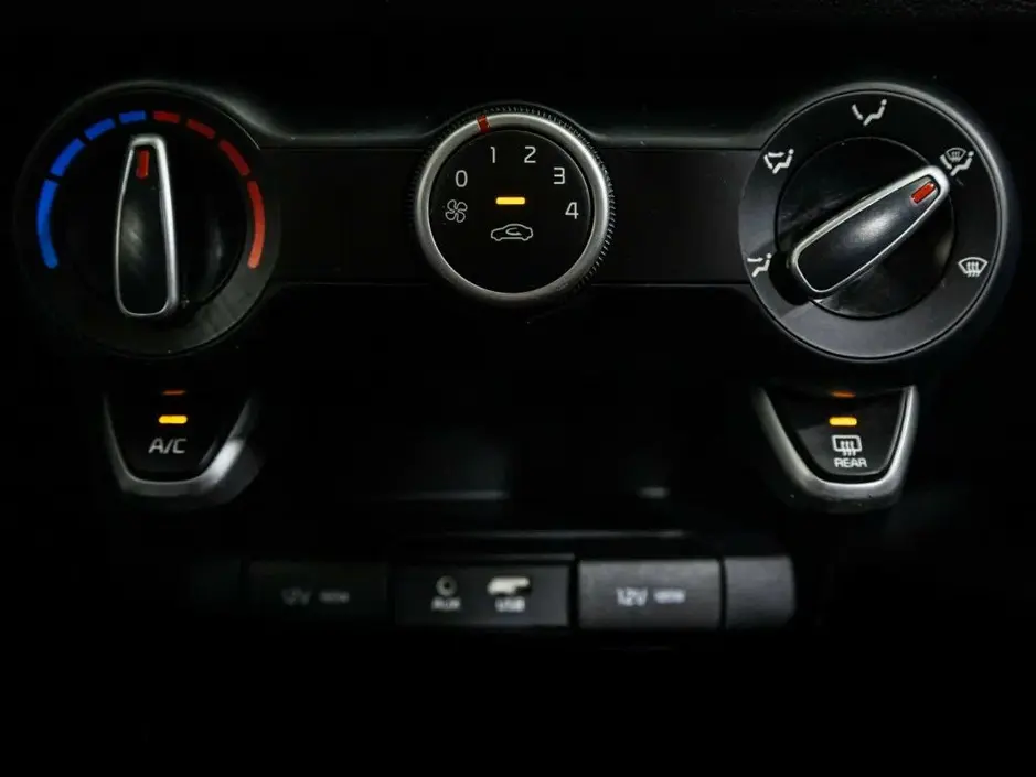 Kia Rio X-Line, 2018 г.