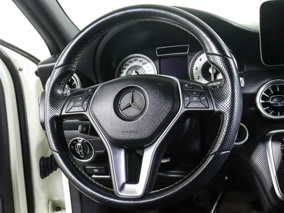 Mercedes-Benz A-Класс, 2015 г.