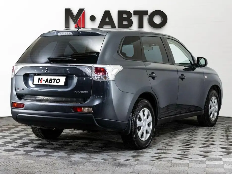Mitsubishi Outlander, 2013 г.
