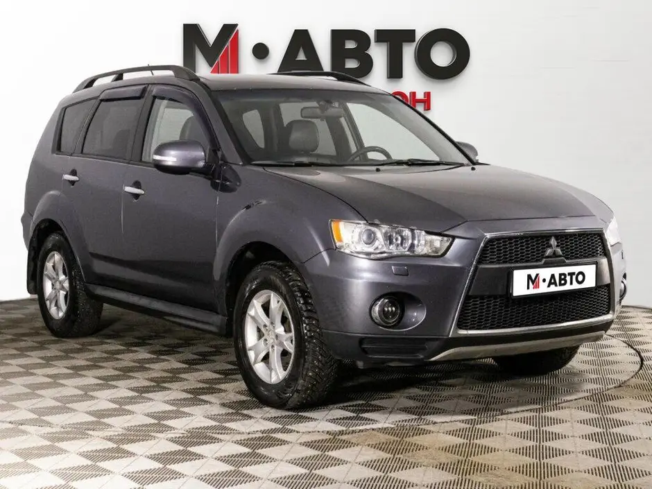 Mitsubishi Outlander, 2012 г.