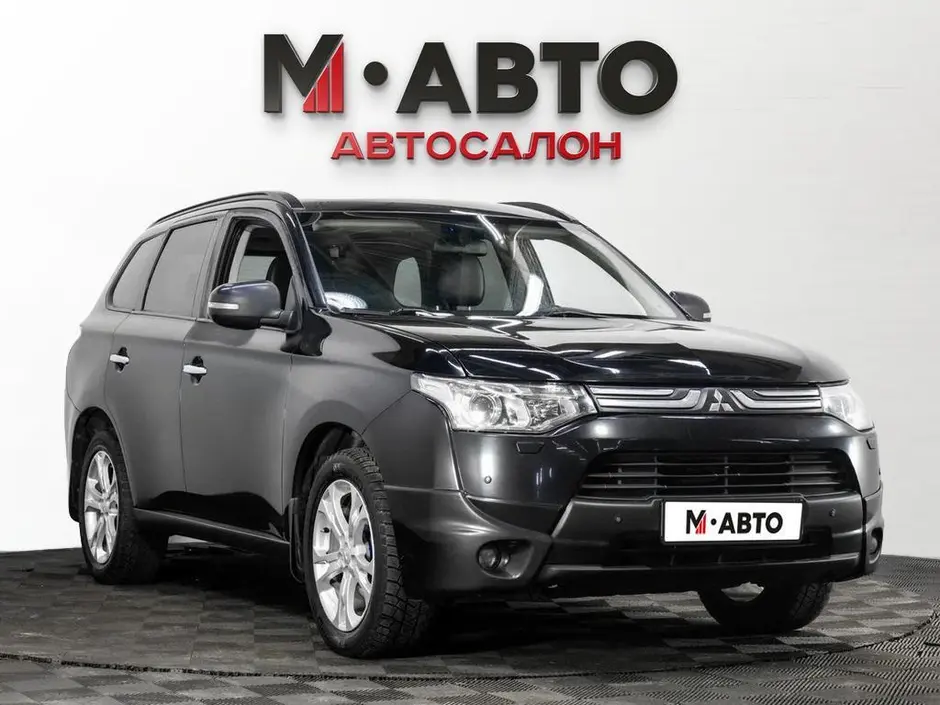 Mitsubishi Outlander, 2014 г.