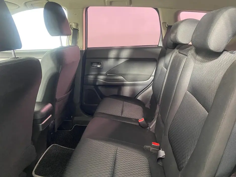 Mitsubishi Outlander, 2014 г.