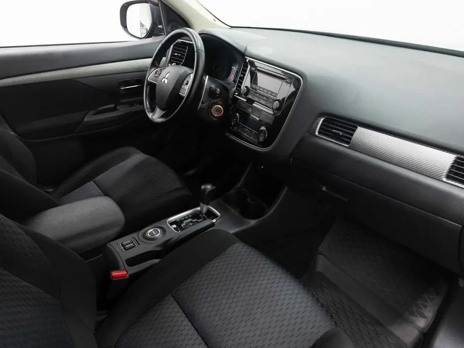 Mitsubishi Outlander, 2012 г.