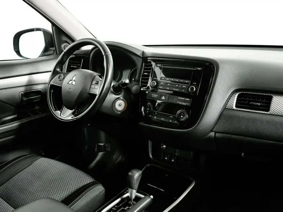 Mitsubishi Outlander, 2016 г.
