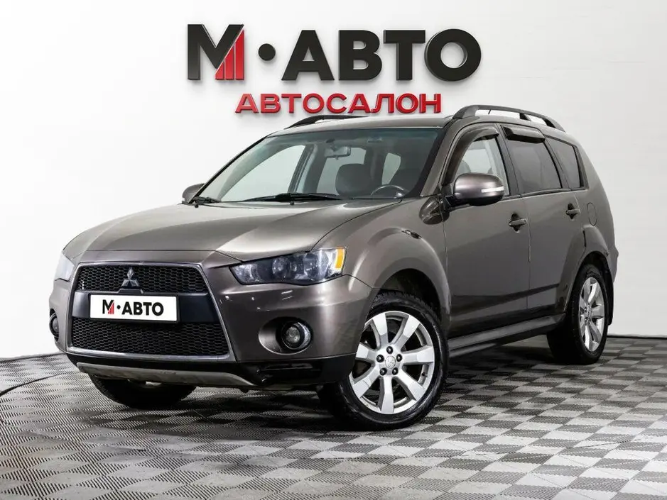 Mitsubishi Outlander, 2010 г.