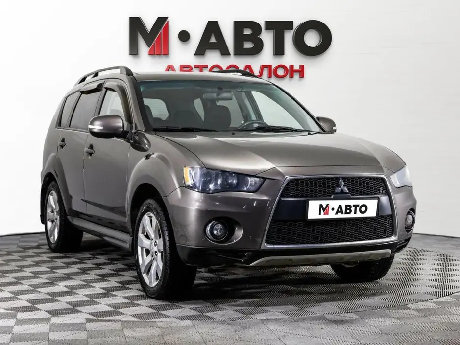 Mitsubishi Outlander, 2010 г.