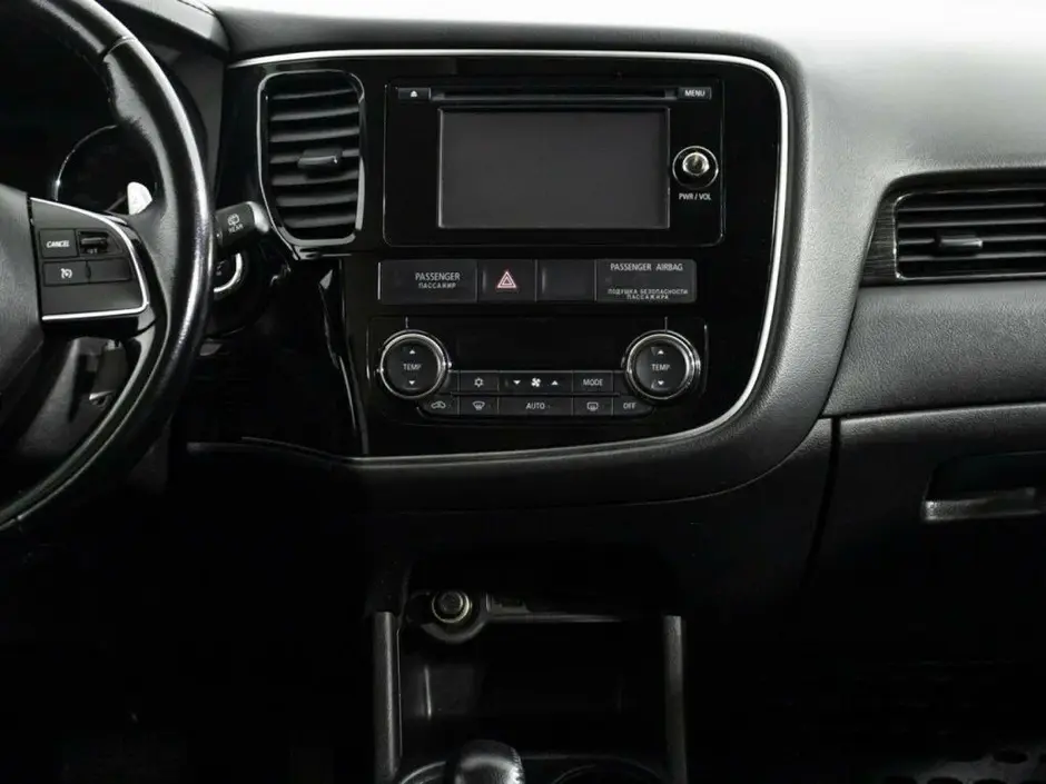 Mitsubishi Outlander, 2017 г.