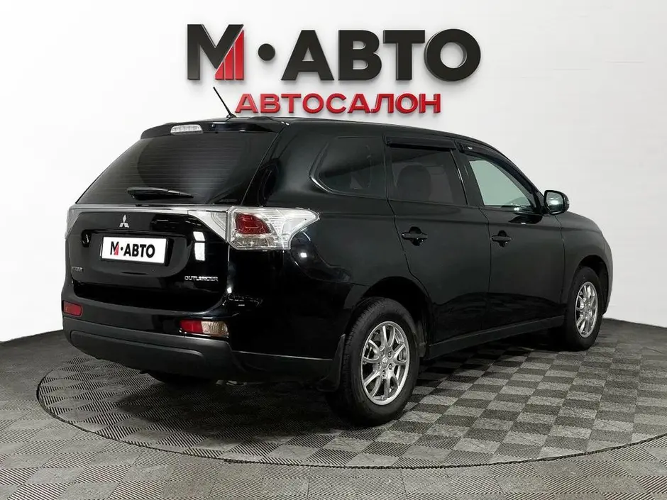 Mitsubishi Outlander, 2012 г.