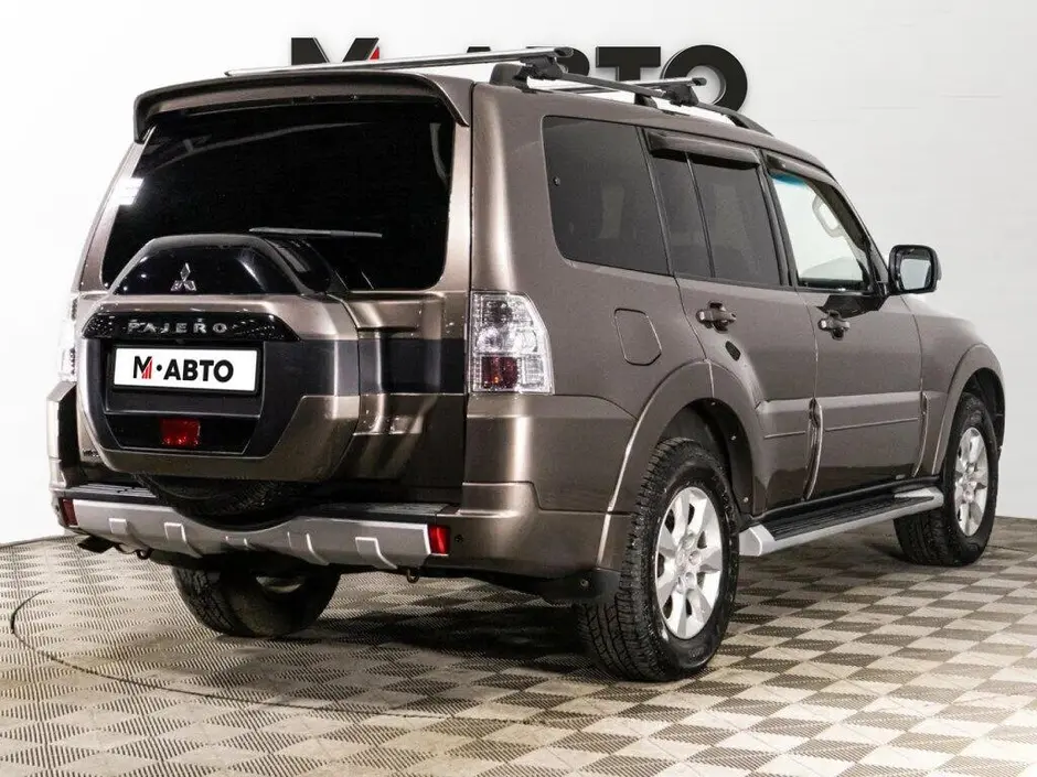 Mitsubishi Pajero, 2014 г.