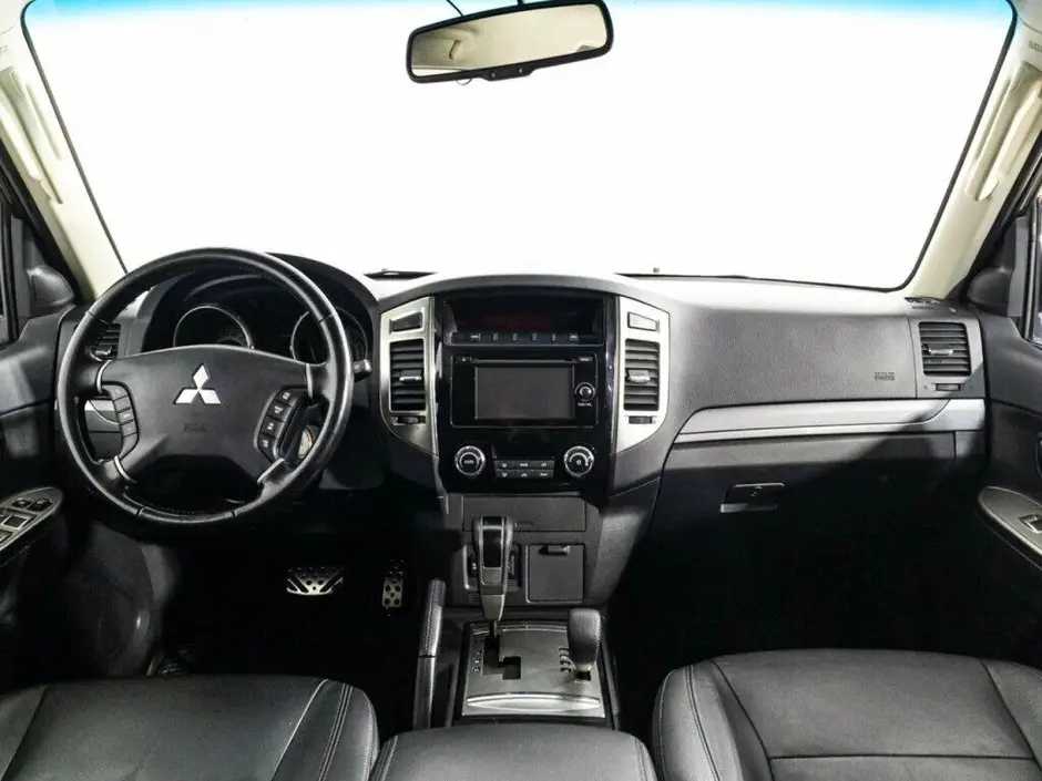 Mitsubishi Pajero, 2014 г.
