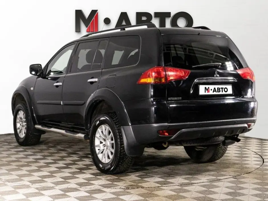 Mitsubishi Pajero Sport, 2011 г.