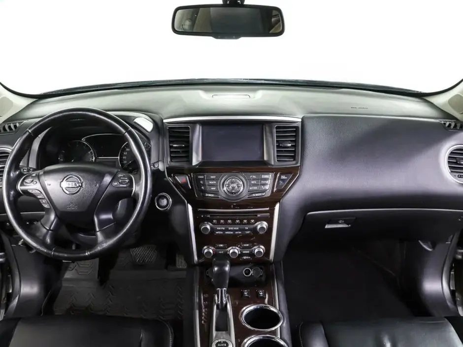 Nissan Pathfinder, 2016 г.