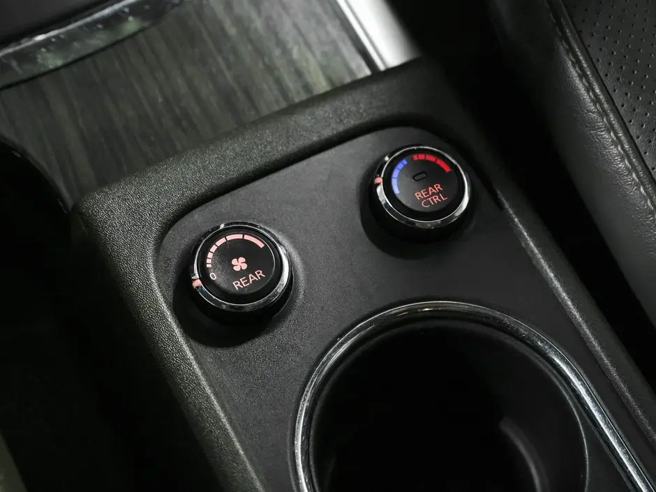 Nissan Pathfinder, 2012 г.