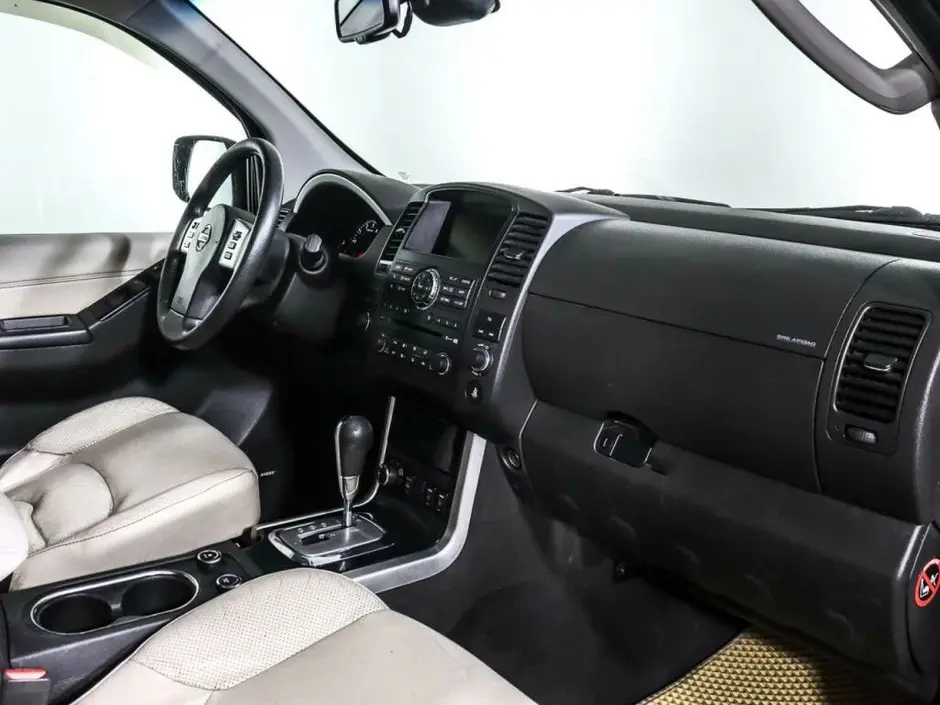 Nissan Pathfinder, 2011 г.