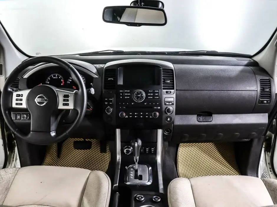 Nissan Pathfinder, 2011 г.