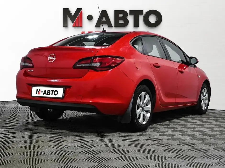 Opel Astra, 2014 г.