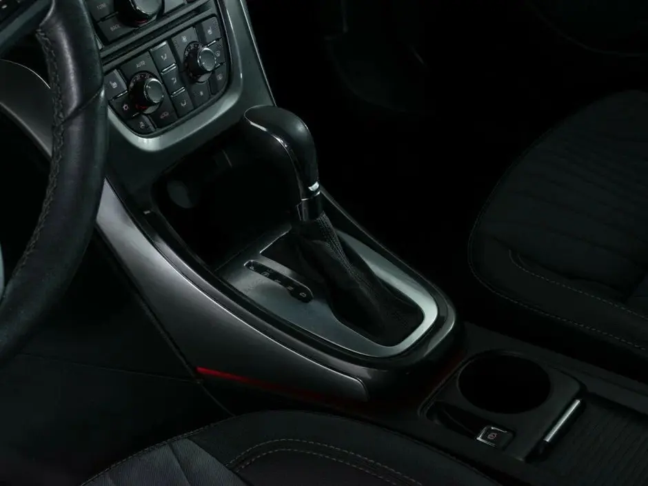 Opel Astra, 2013 г.