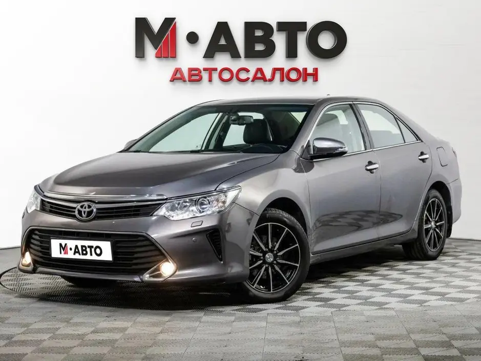 Toyota Camry, 2015 г.