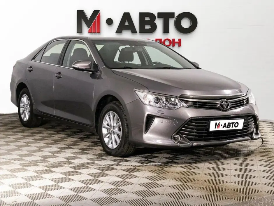 Toyota Camry, 2015 г.