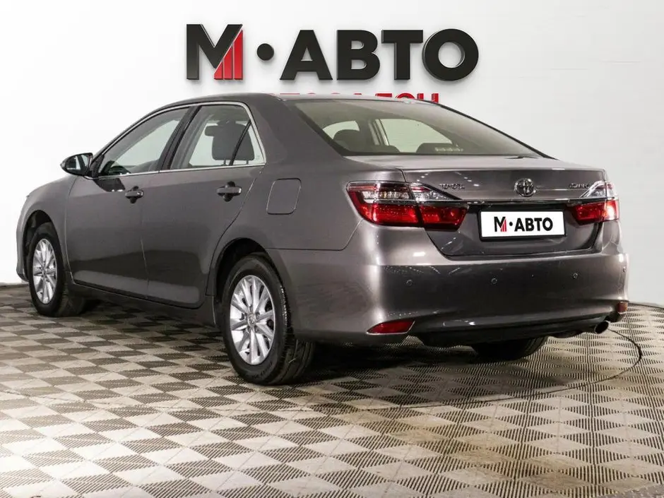 Toyota Camry, 2015 г.