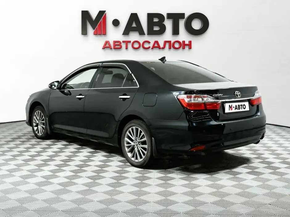 Toyota Camry, 2017 г.
