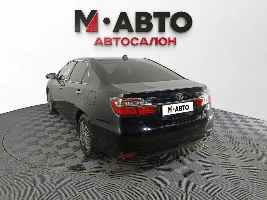 Toyota Camry, 2015 г.