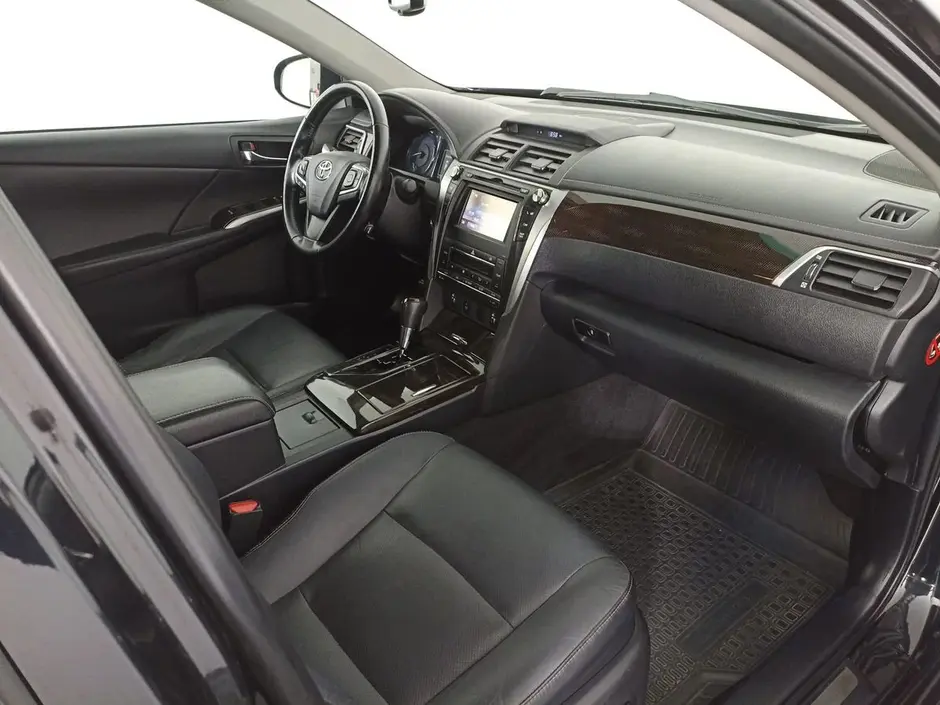 Toyota Camry, 2015 г.