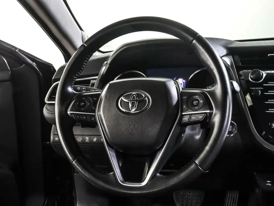Toyota Camry, 2019 г.