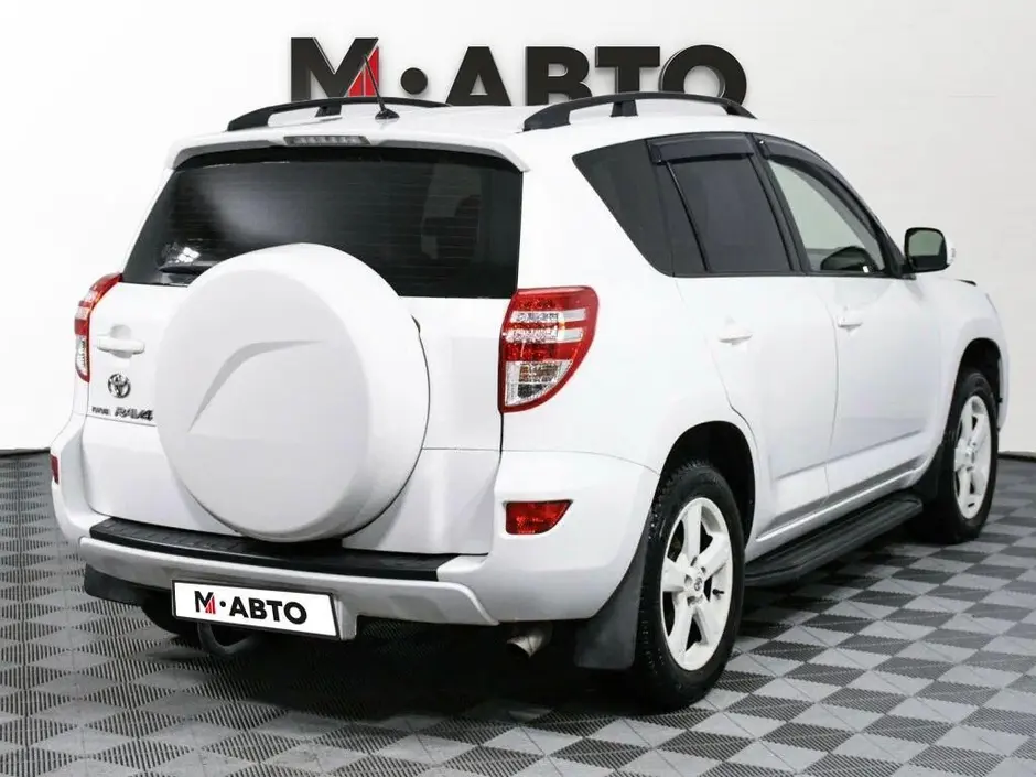 Toyota RAV4, 2012 г.