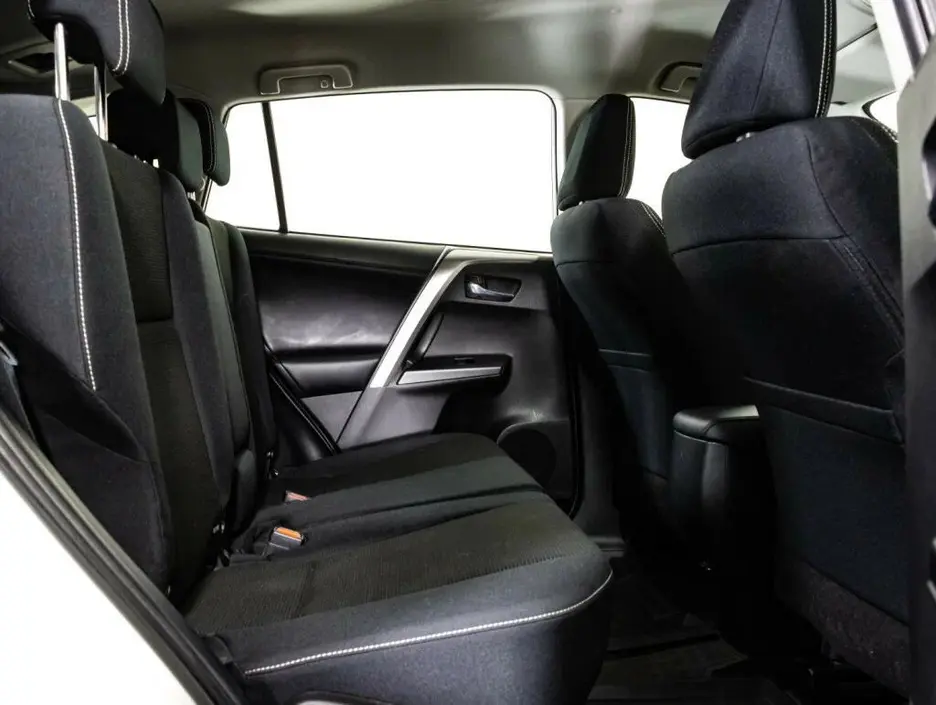 Toyota RAV4, 2017 г.