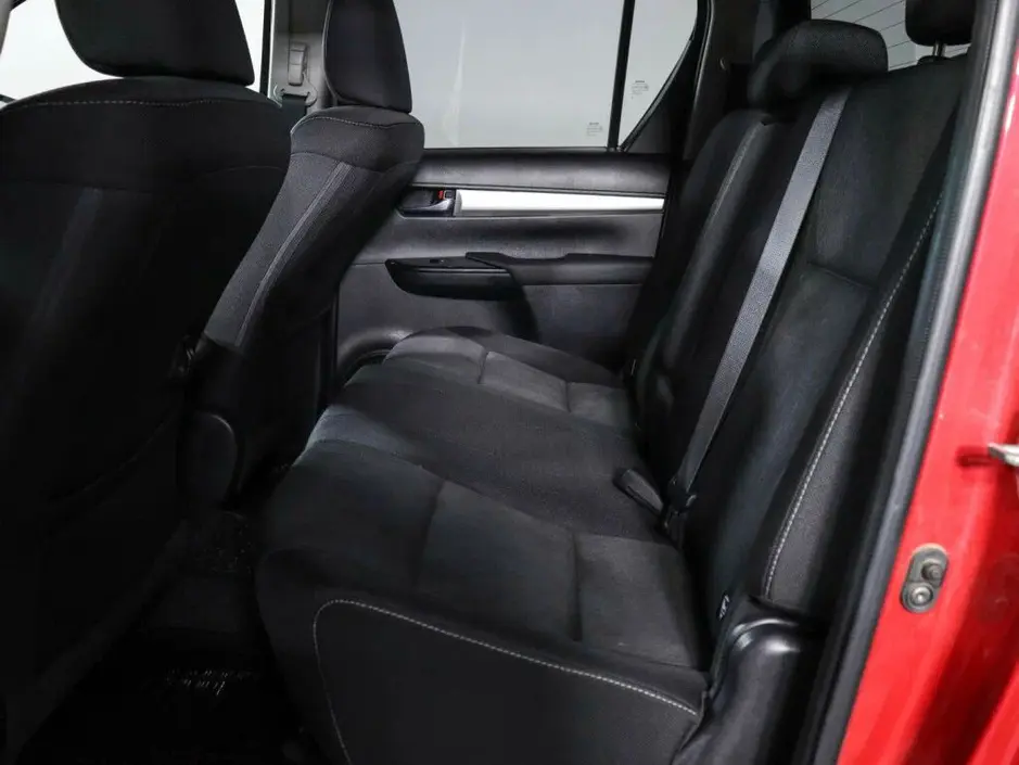 Toyota Hilux, 2015 г.