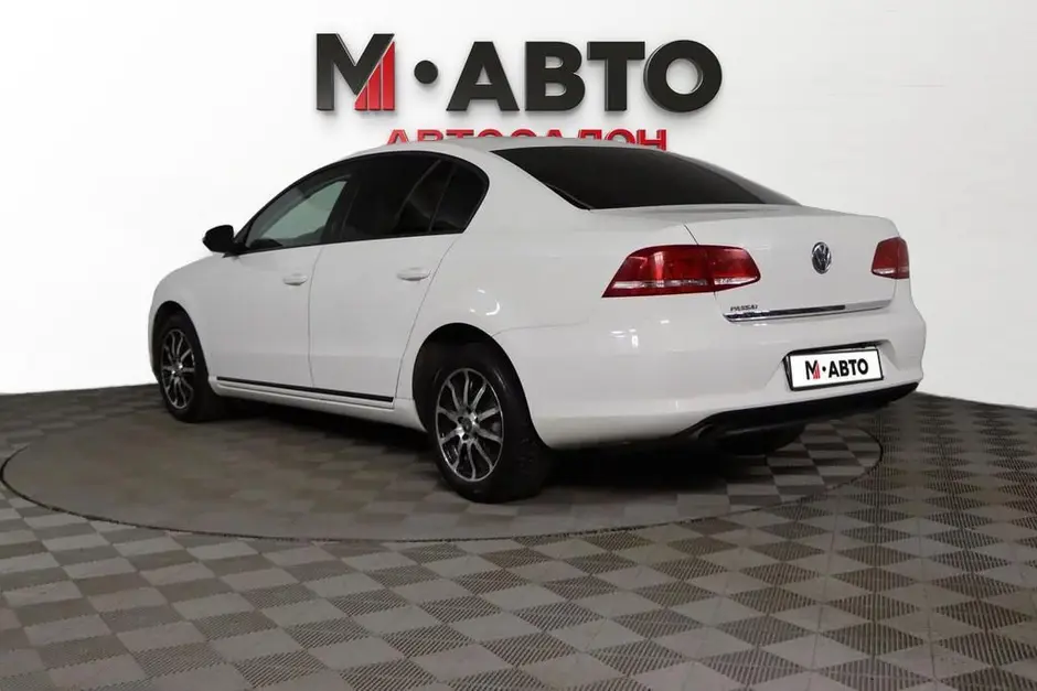 Volkswagen Passat, 2012 г.