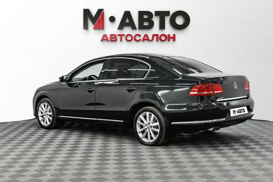 Volkswagen Passat, 2012 г.