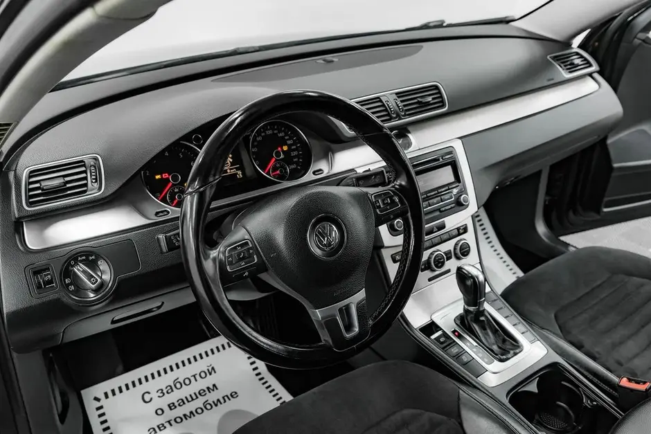 Volkswagen Passat, 2012 г.